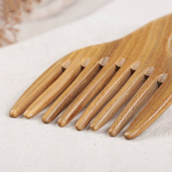 Wood comb - Image 2